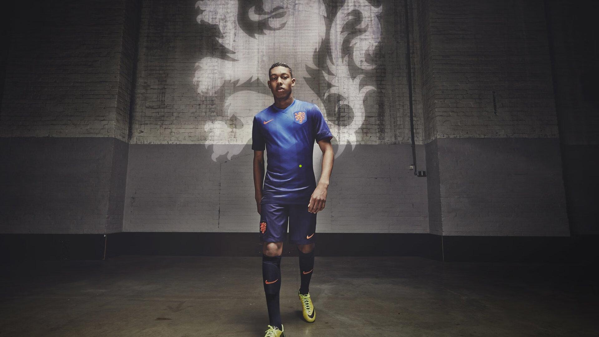 亚冠噩梦!蓉城28岁中卫失误葬送好局,致命送点+木桩防守惹怒球迷