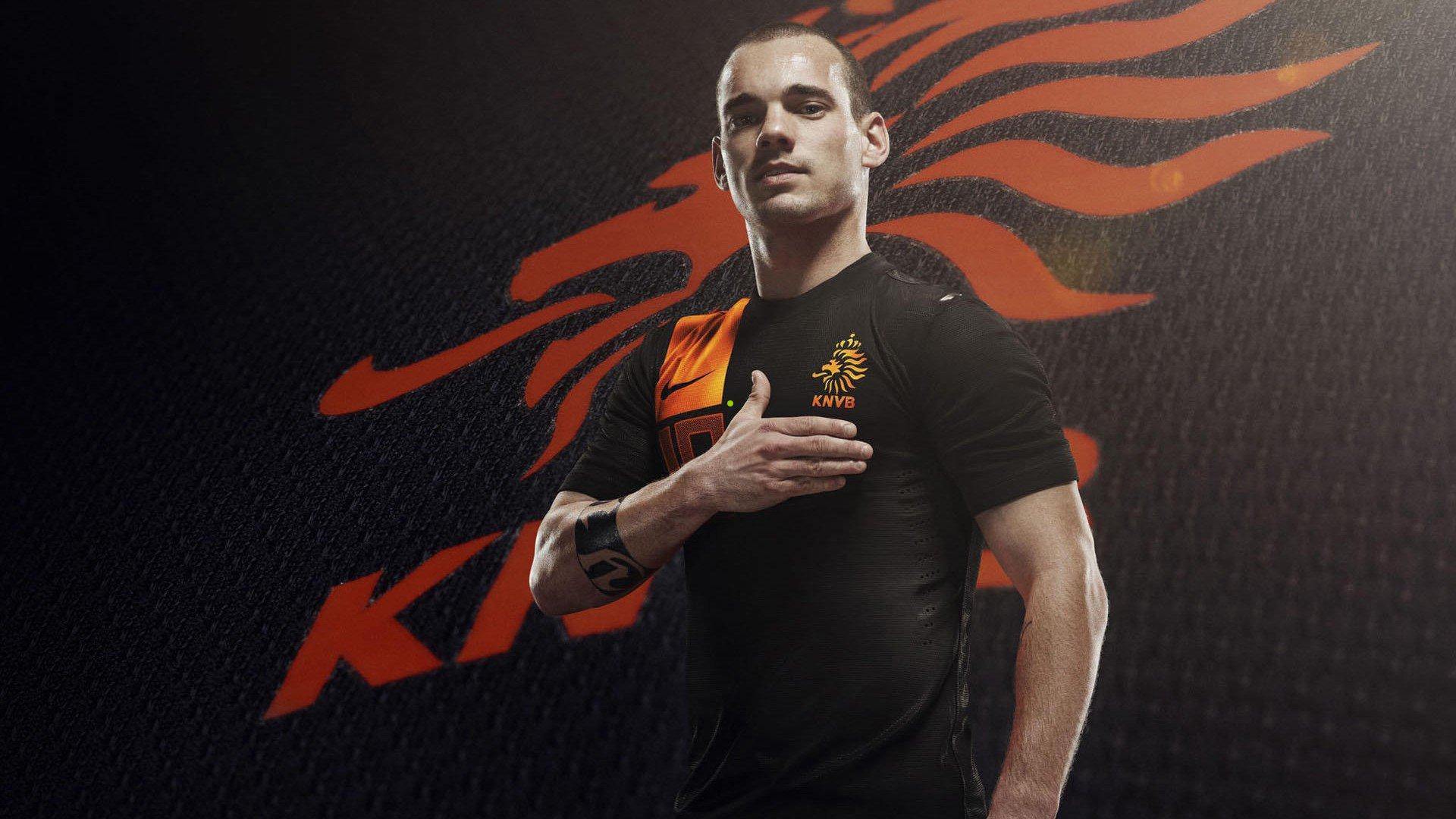  爱游戏官网-武磊接受FIFA独家专访，满意国家队表现，击败皇马成信心转折点